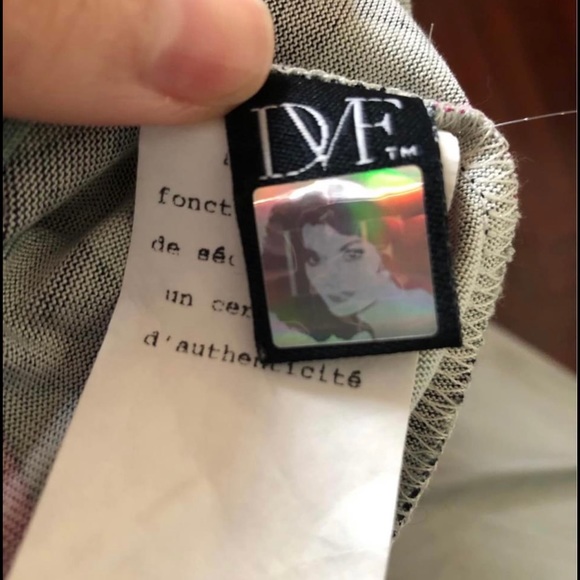 Diane Von Furstenberg wrap dress size 6 - Picture 3 of 5